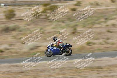 media/Apr-20-2025-AHRMA (Sun) [[393a79c373]]/Race/Group 11 early race/Turn 4b/